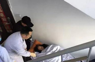 和布克赛尔病人院后返乡