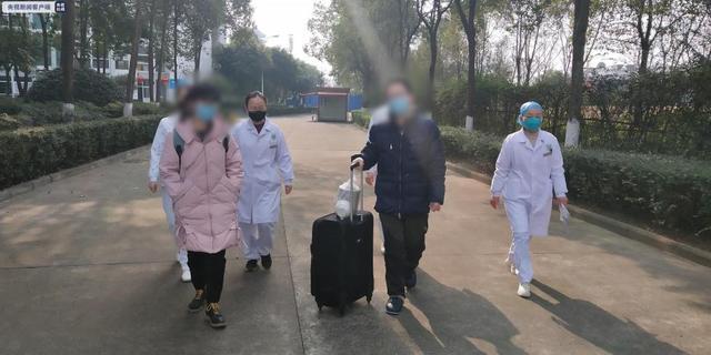 和布克赛尔病人院后返乡